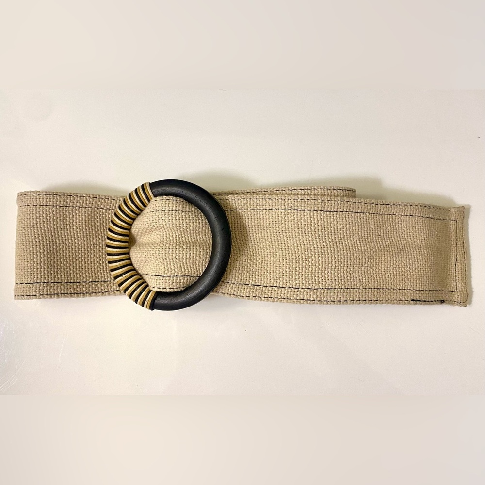 Raffia Belt with Wooden Belt Buckle